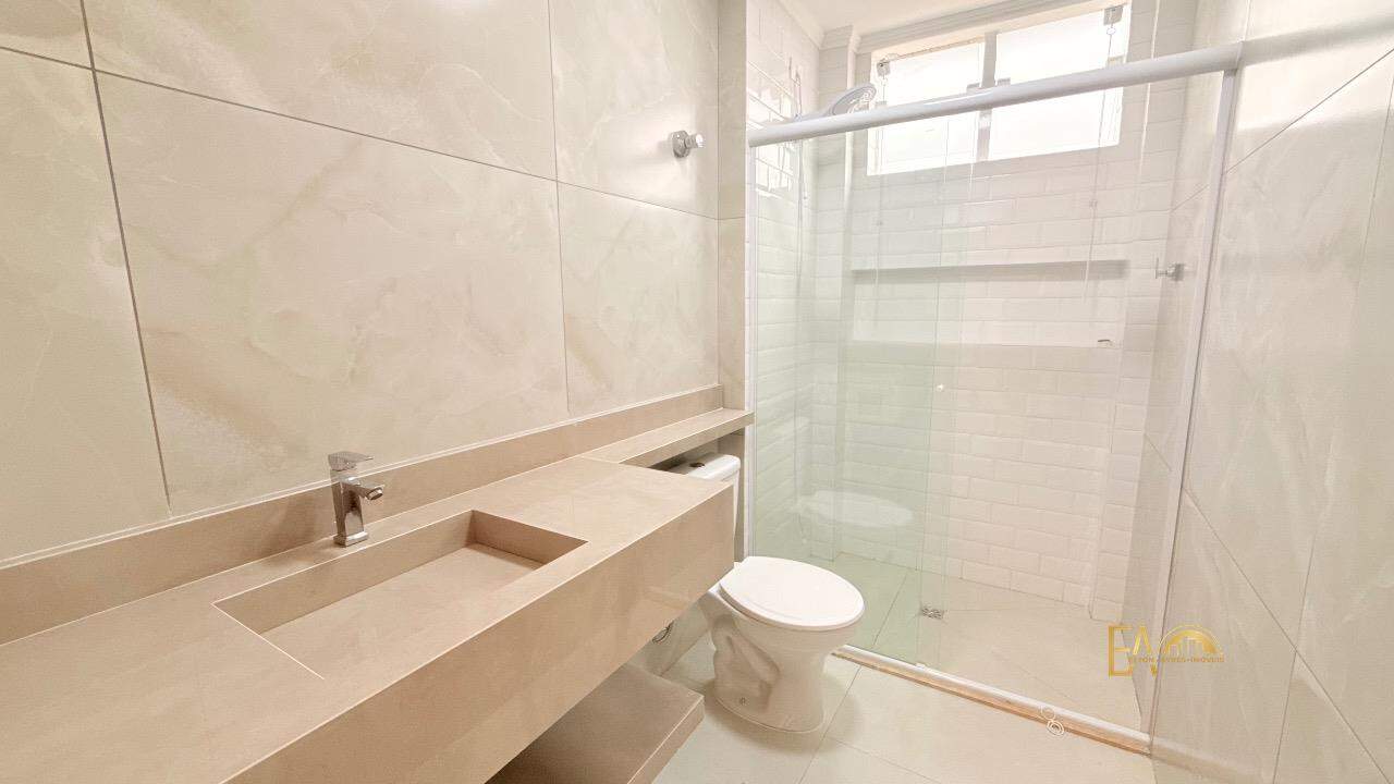 Apartamento à venda no Embaré: 