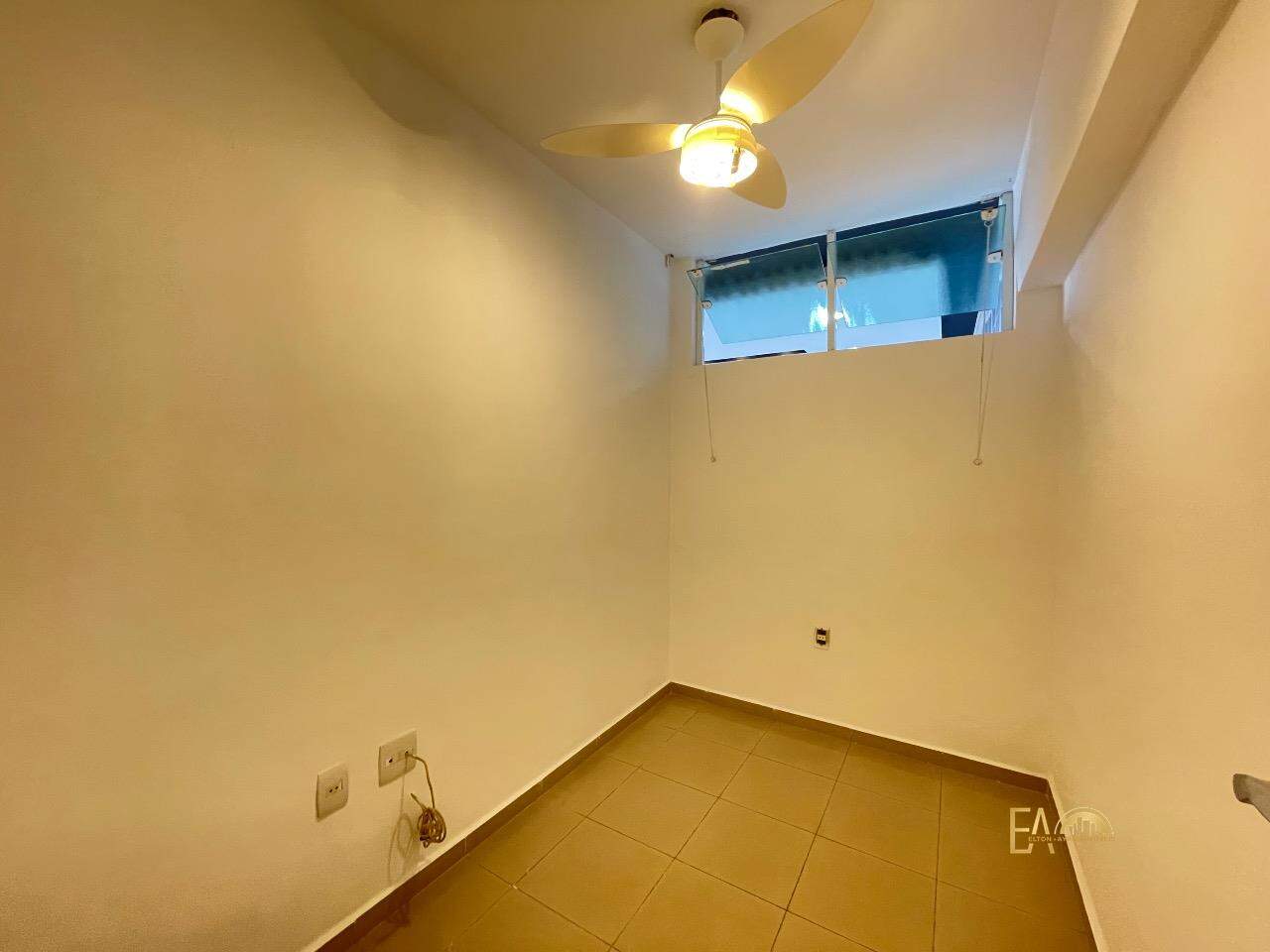 Apartamento à venda no Embaré: 