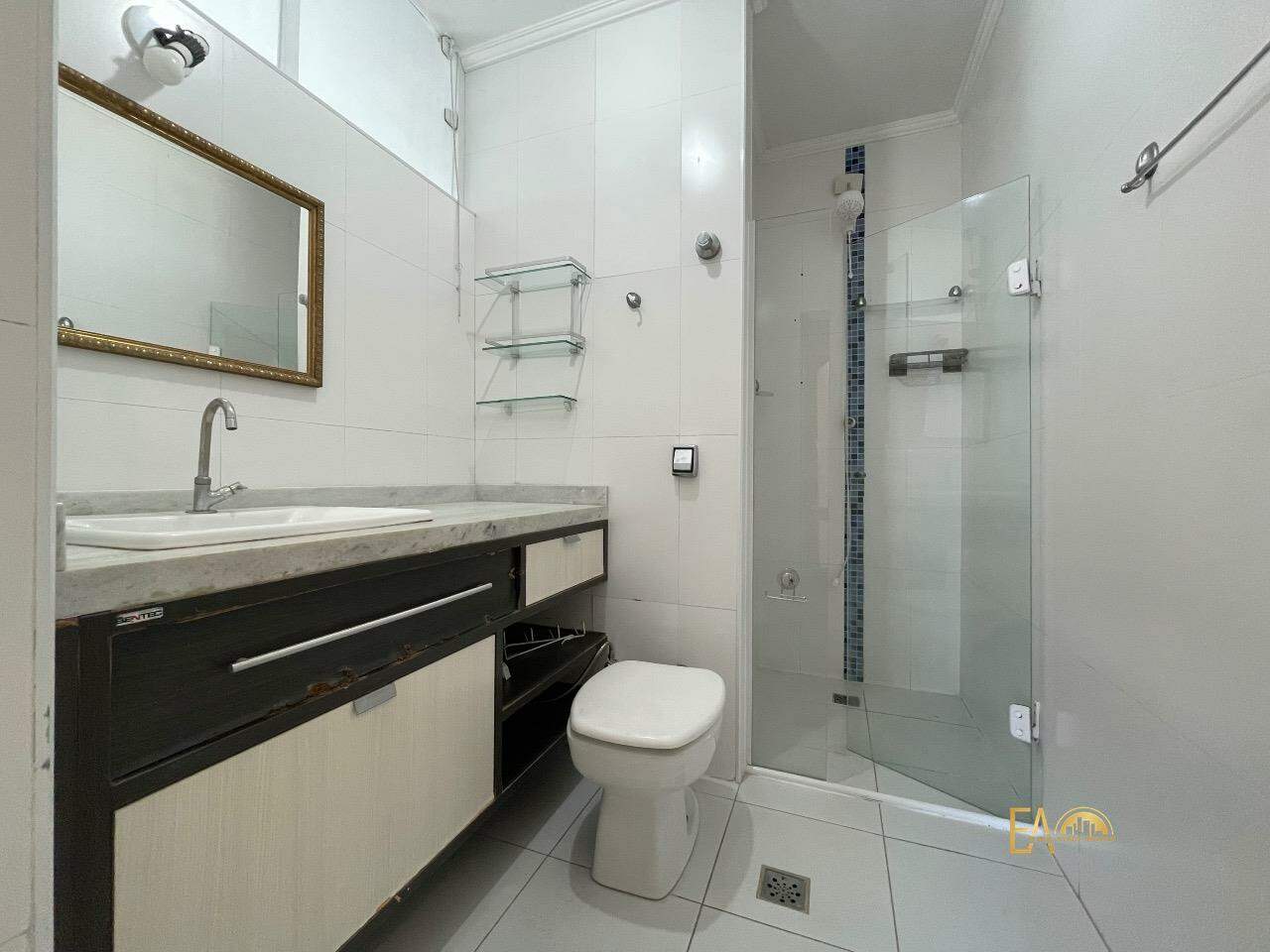 Apartamento à venda no Embaré: 