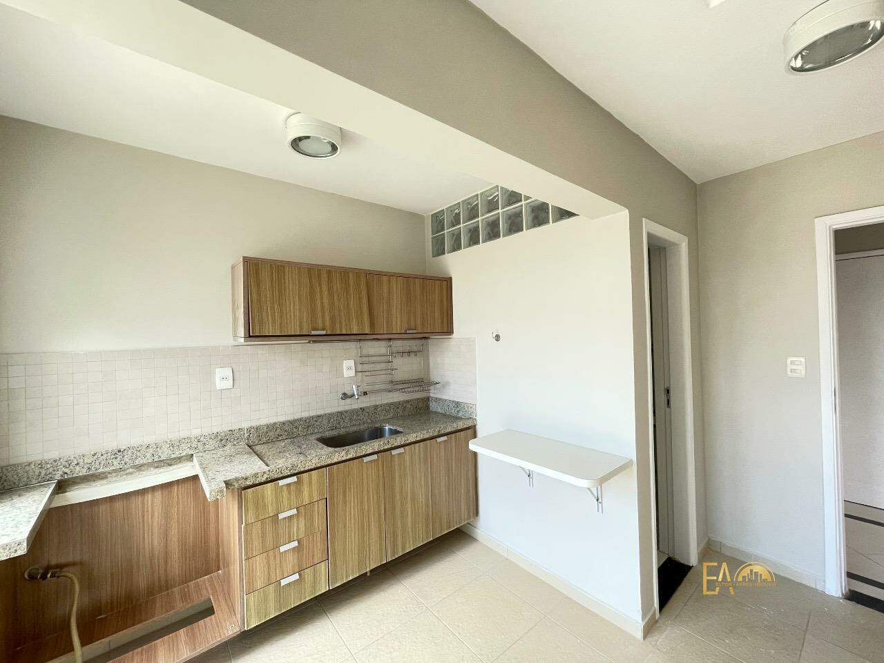 Apartamento à venda no Embaré: 