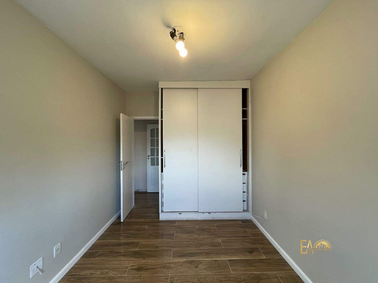 Apartamento à venda no Embaré: 