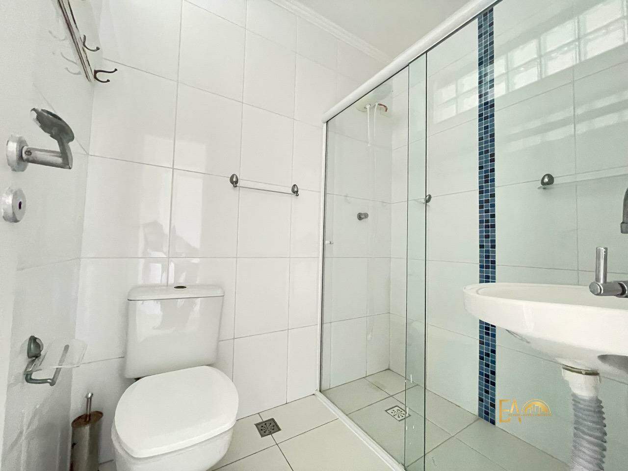 Apartamento à venda no Embaré: 