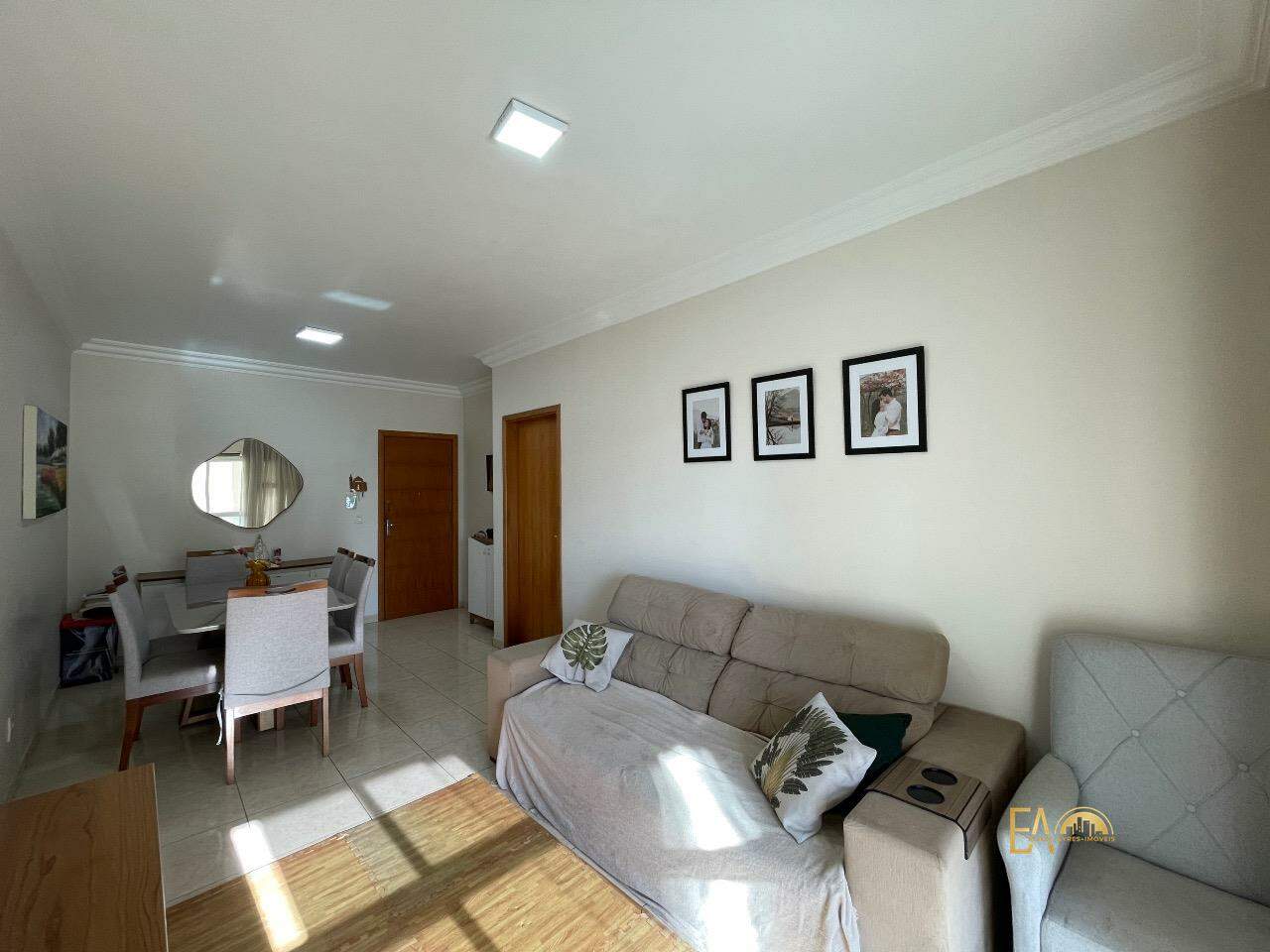 Apartamento à venda no Embaré: 