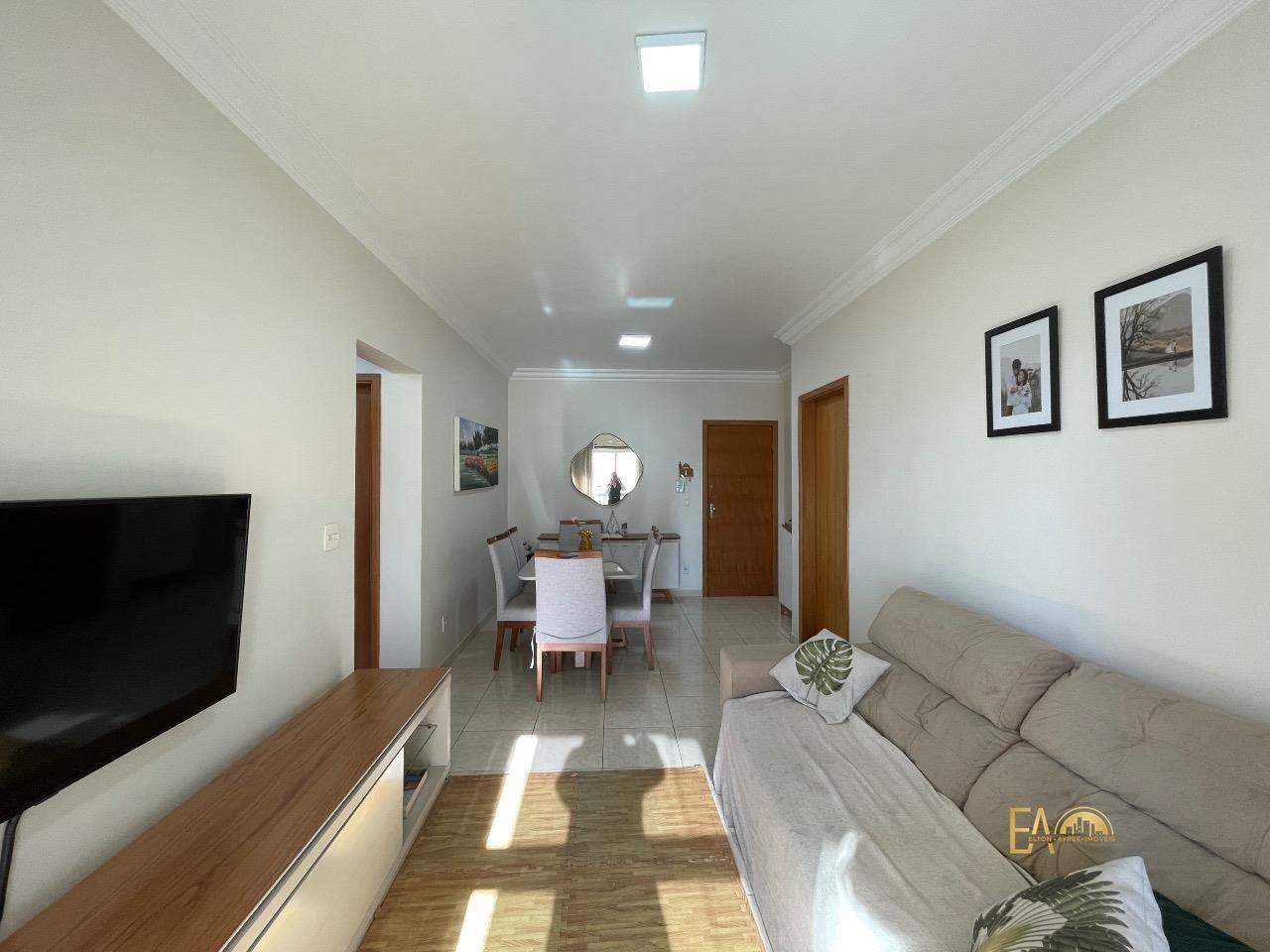 Apartamento à venda no Embaré: 