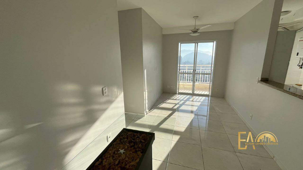 Apartamento para aluguel no Marapé: 