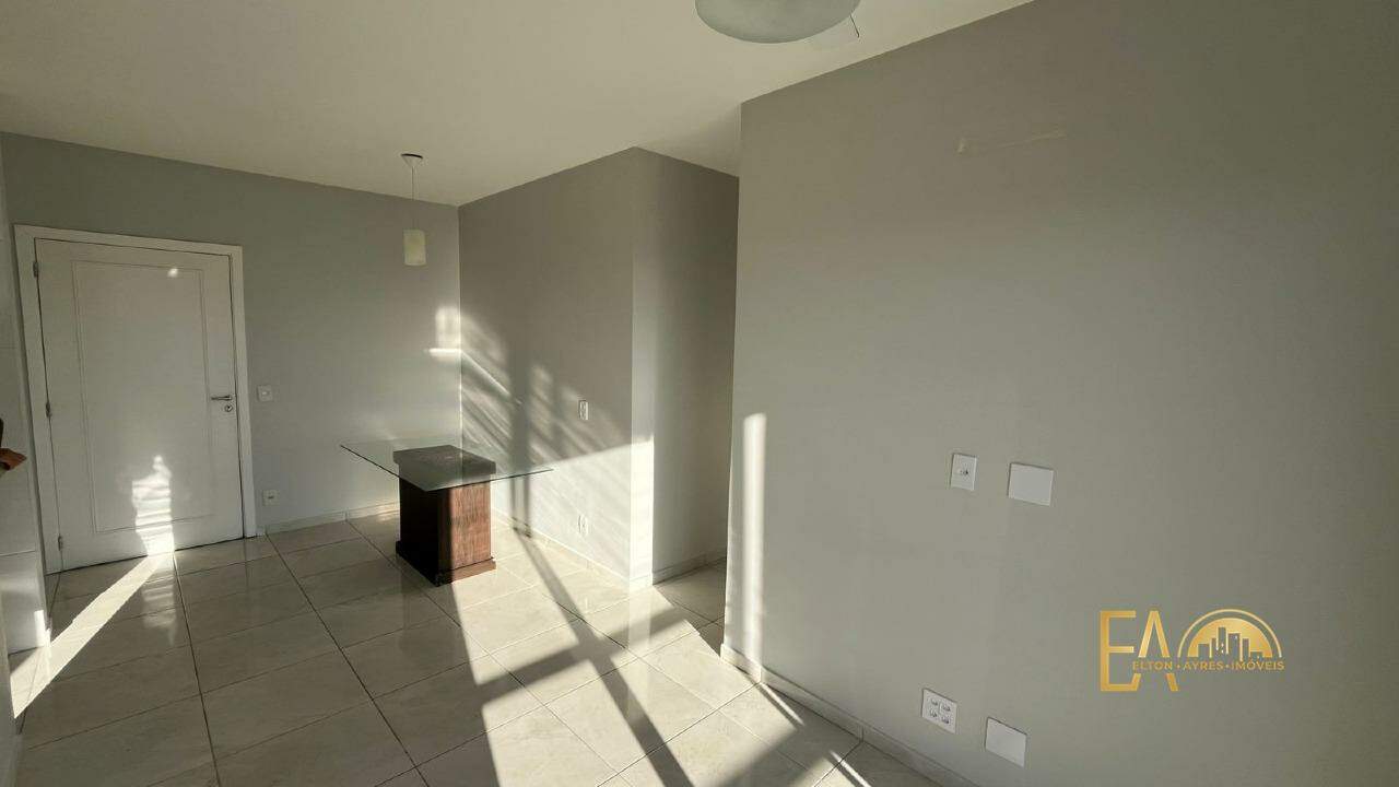 Apartamento para aluguel no Marapé: 