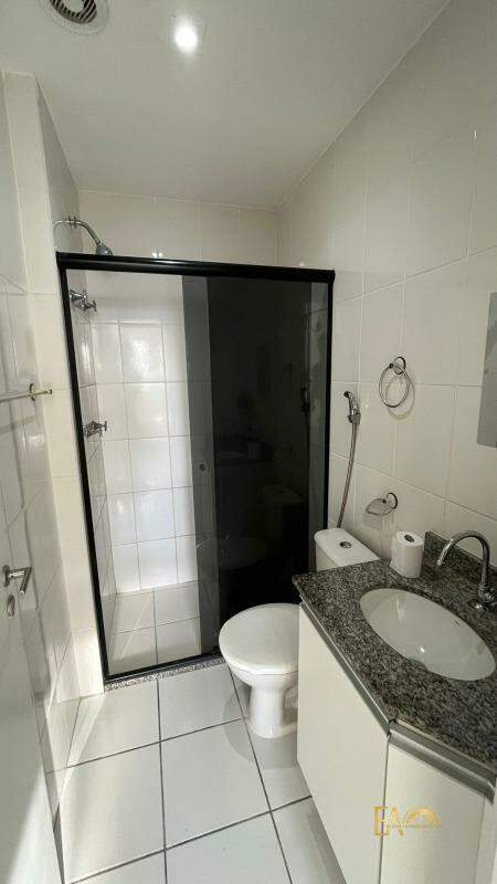 Apartamento para aluguel no Marapé: 
