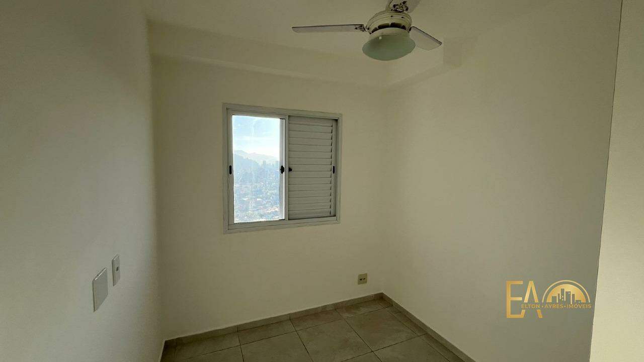 Apartamento para aluguel no Marapé: 