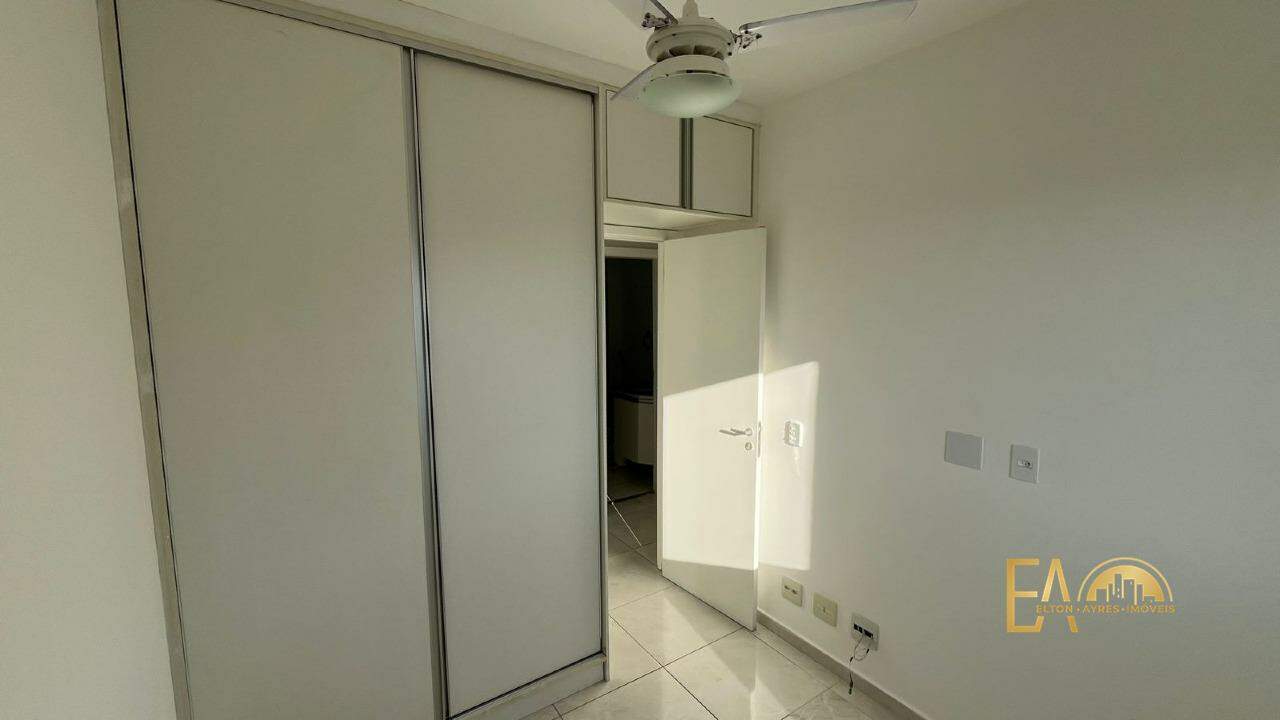 Apartamento para aluguel no Marapé: 