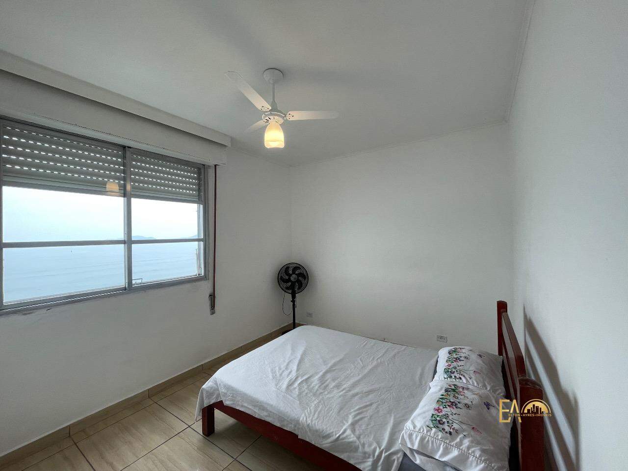 Apartamento à venda no Embaré: 