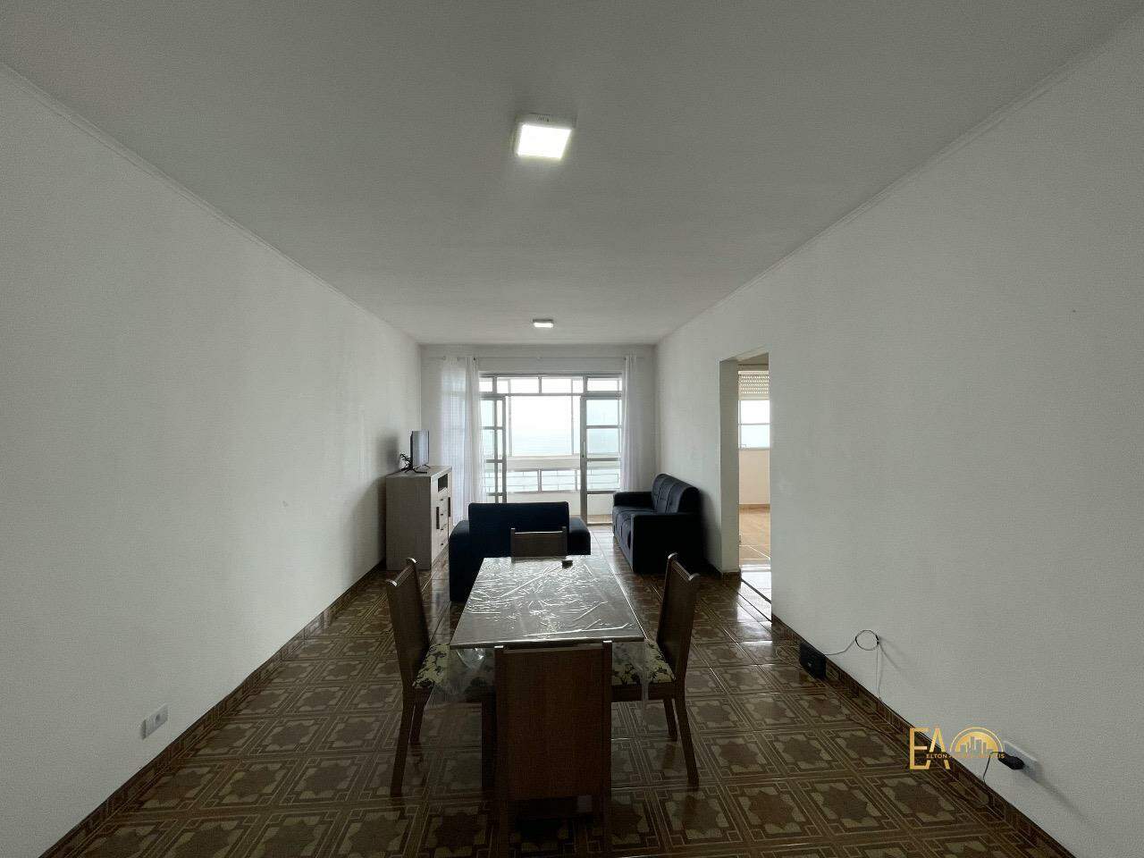 Apartamento à venda no Embaré: 
