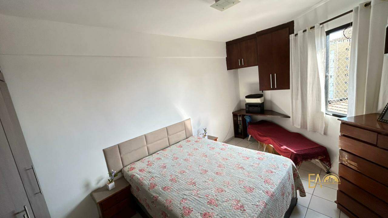 Apartamento à venda no Embaré: 