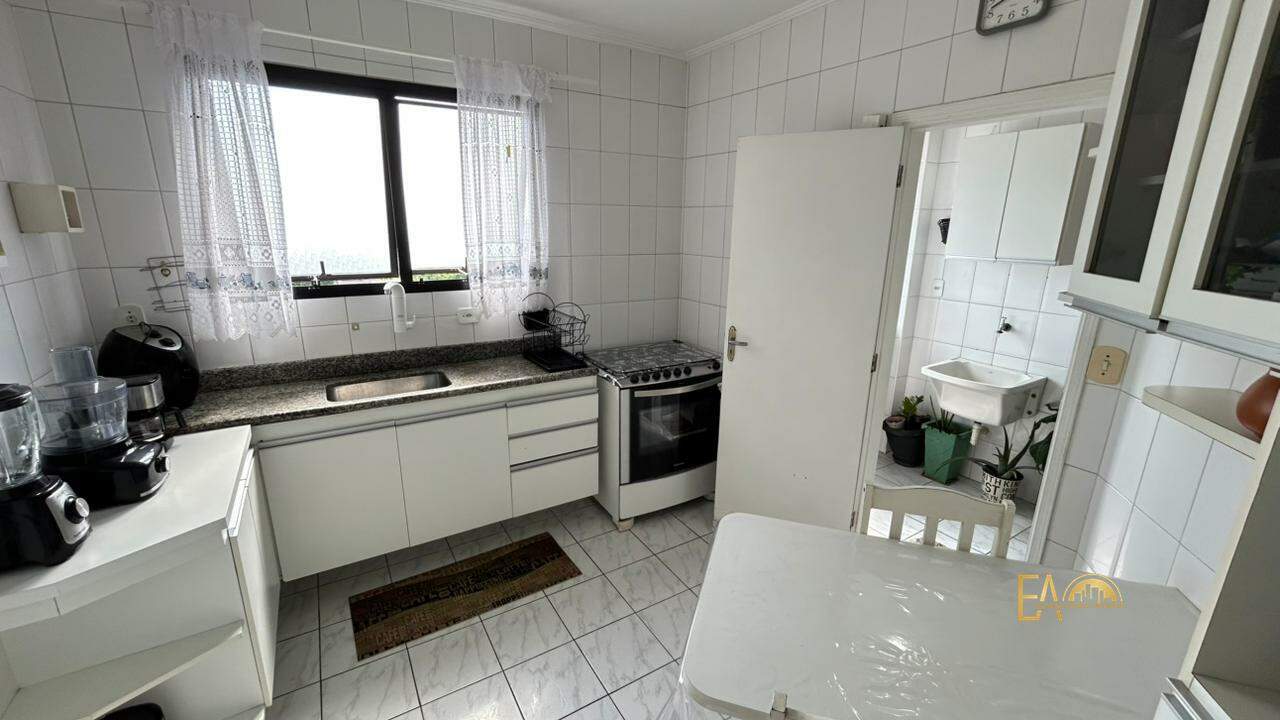 Apartamento à venda no Embaré: 