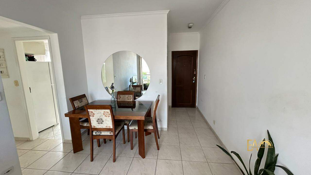Apartamento à venda no Embaré: 