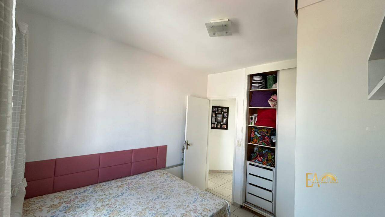Apartamento à venda no Embaré: 