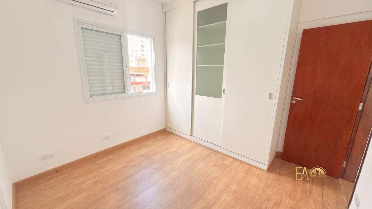 Apartamento à venda no Encruzilhada: 