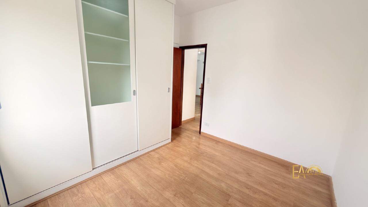 Apartamento à venda no Encruzilhada: 