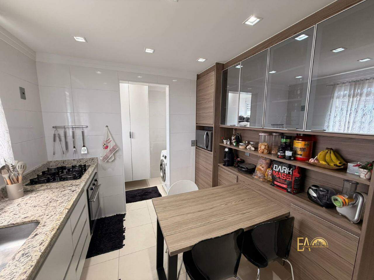Apartamento à venda no Embaré: 