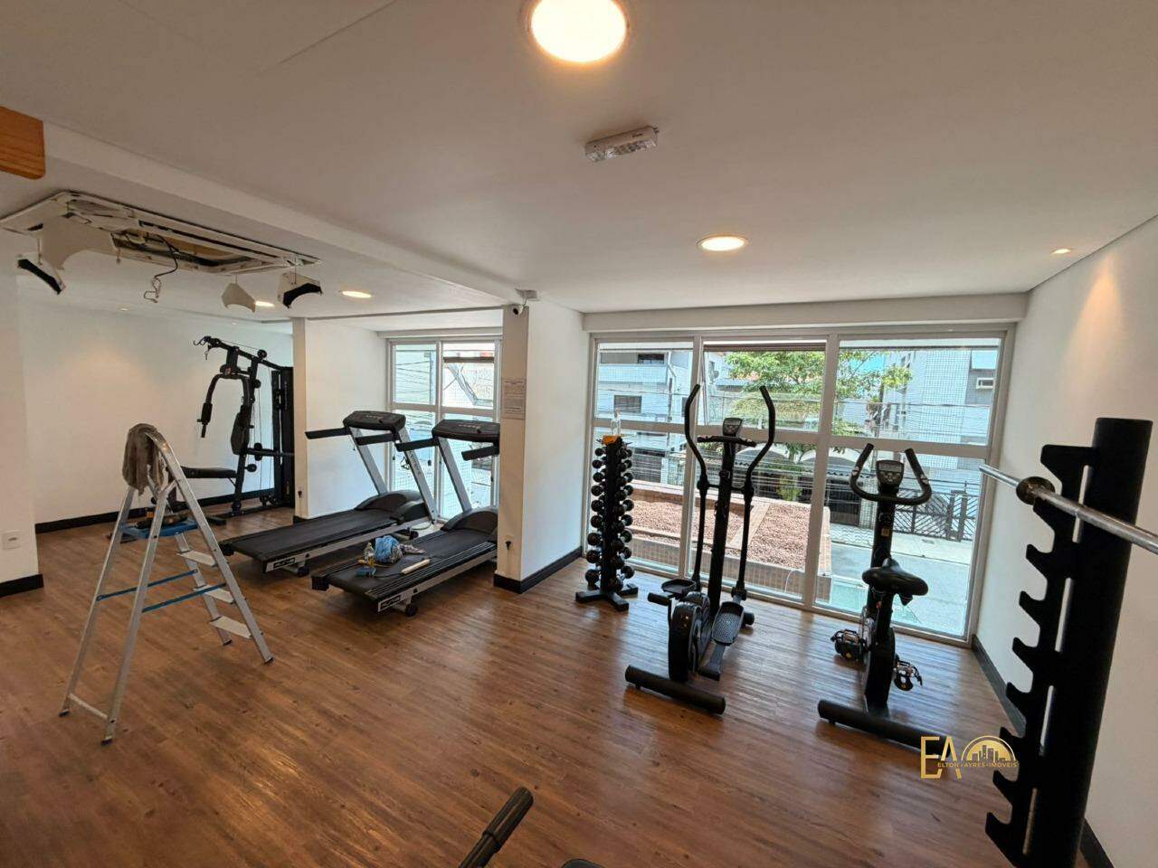Apartamento à venda no Embaré: 