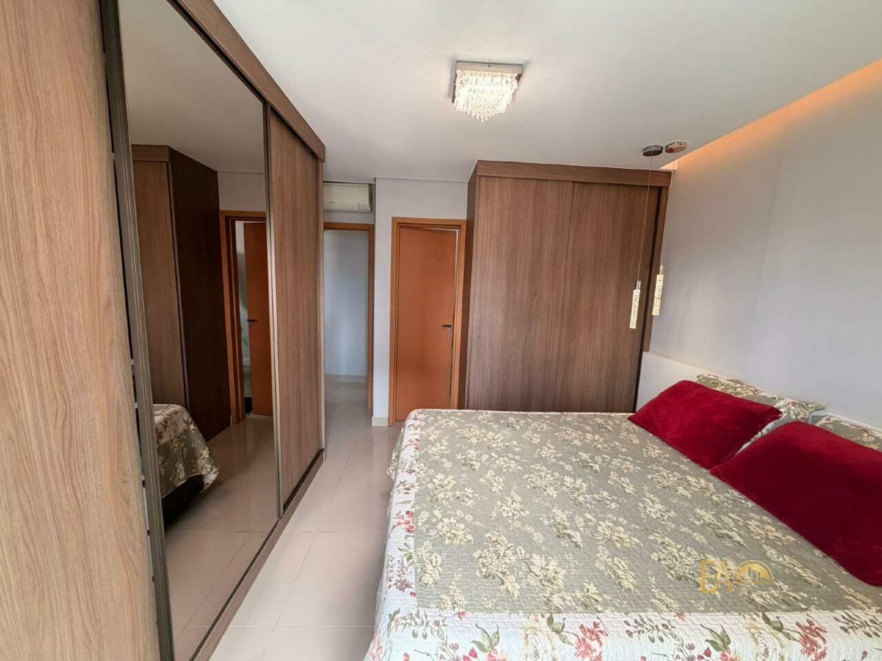 Apartamento à venda no Embaré: 