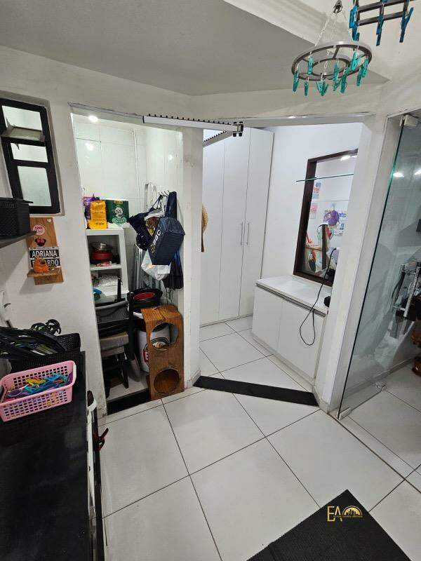 Apartamento à venda no Ponta da Praia: 