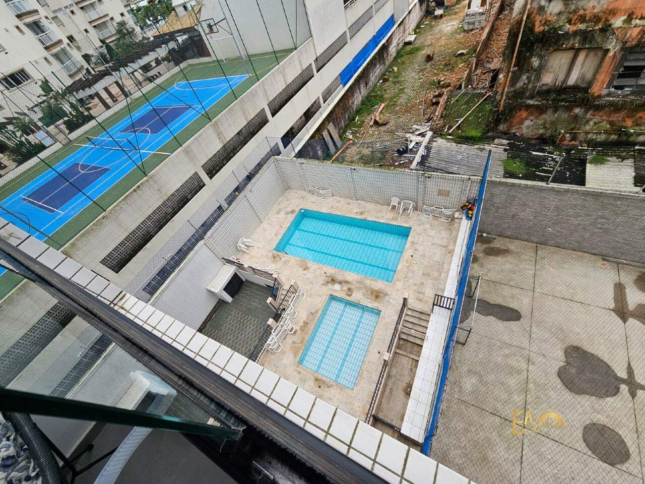 Apartamento à venda no Ponta da Praia: 