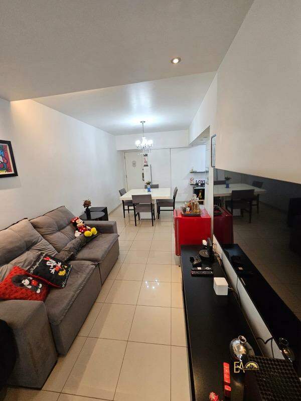 Apartamento à venda no Ponta da Praia: 