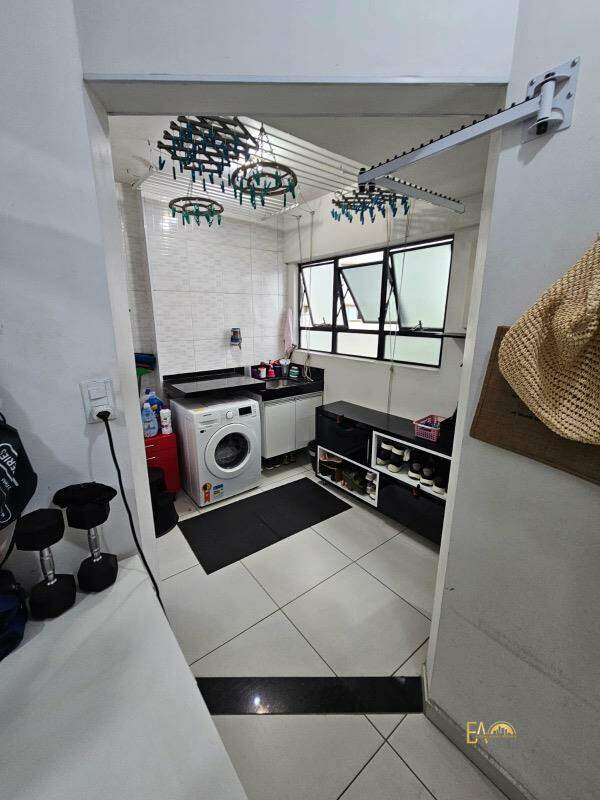 Apartamento à venda no Ponta da Praia: 