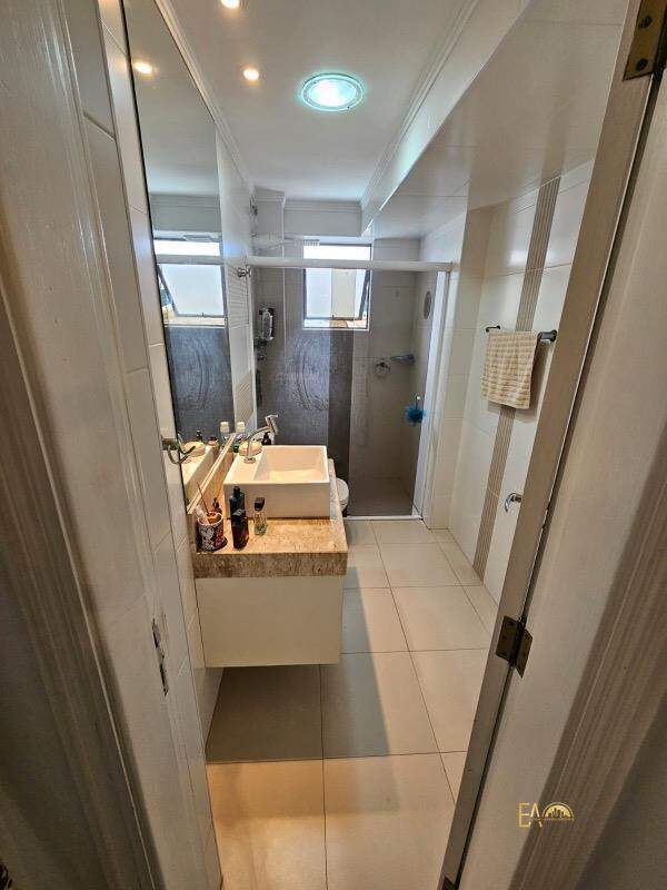 Apartamento à venda no Ponta da Praia: 