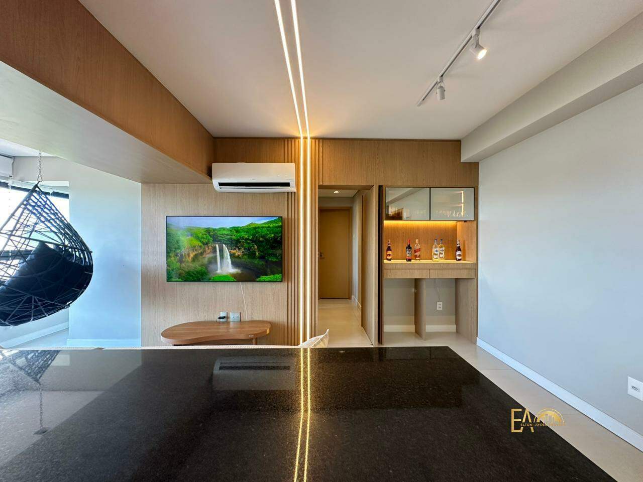 Apartamento à venda no Ponta da Praia: 