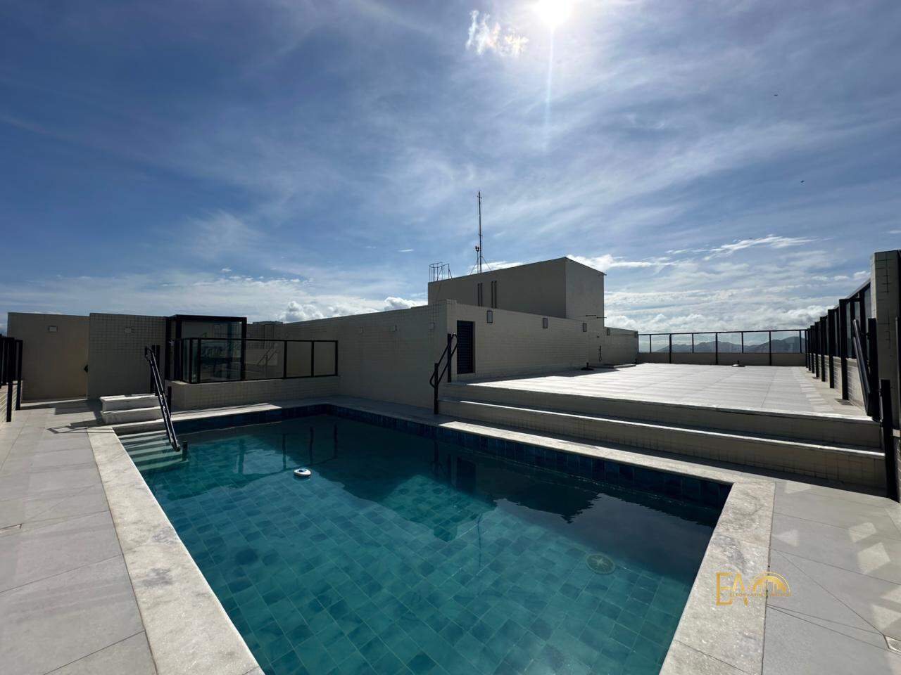 Apartamento à venda no Ponta da Praia: 