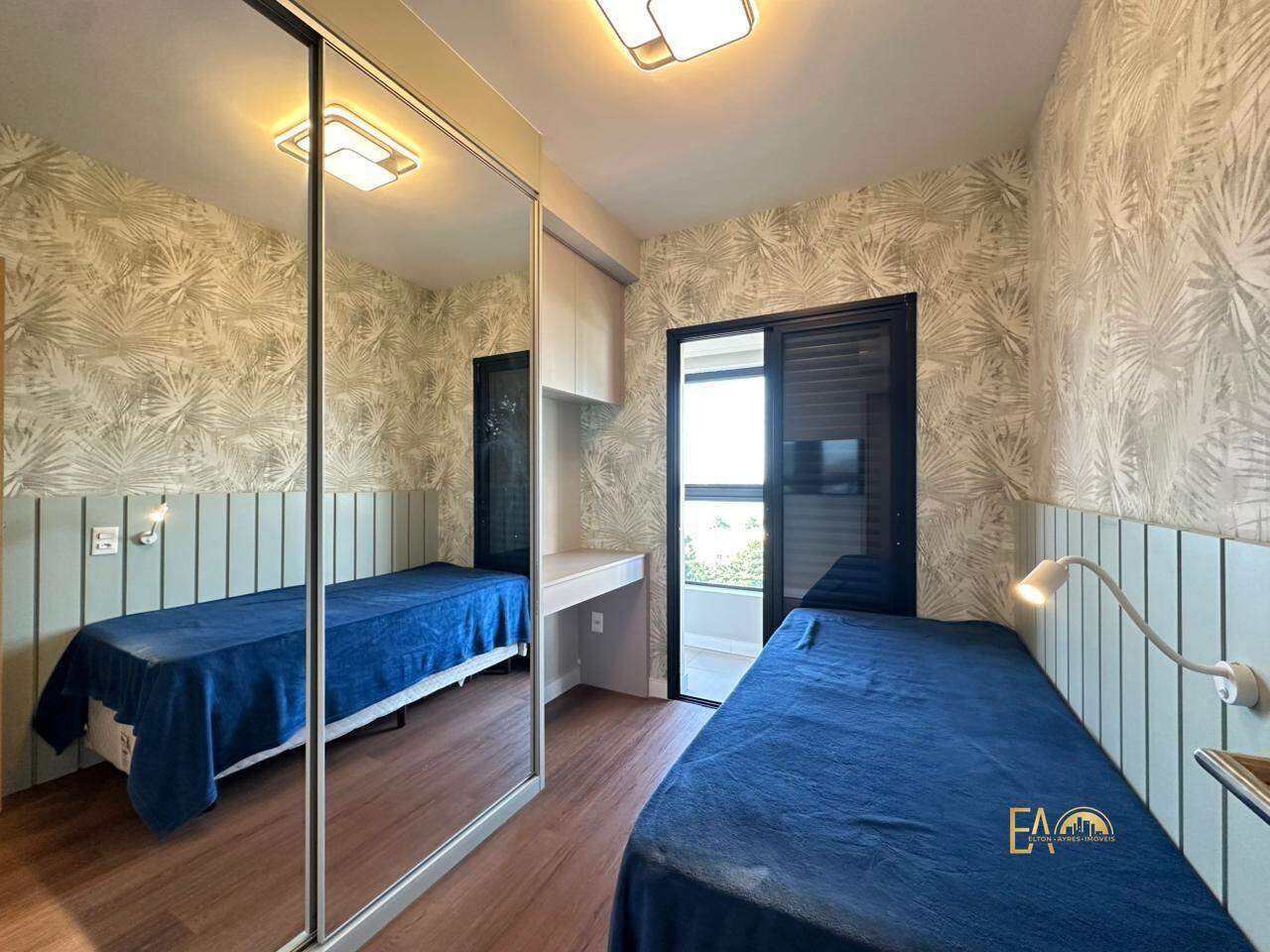 Apartamento à venda no Ponta da Praia: 