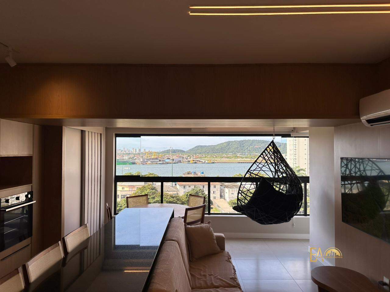 Apartamento à venda no Ponta da Praia: 