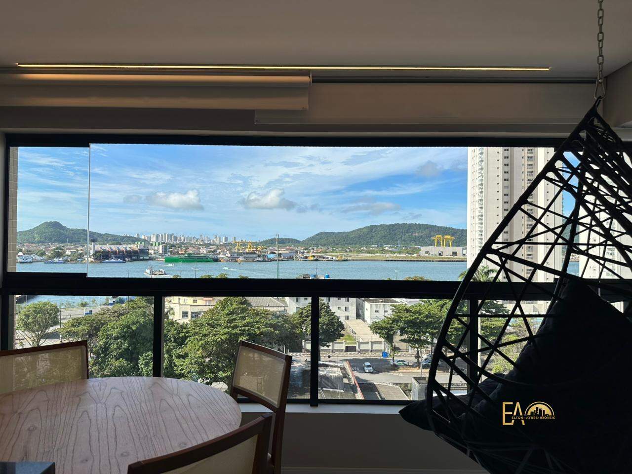 Apartamento à venda no Ponta da Praia: 