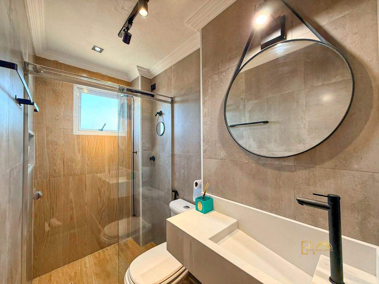 Apartamento à venda no Ponta da Praia: 