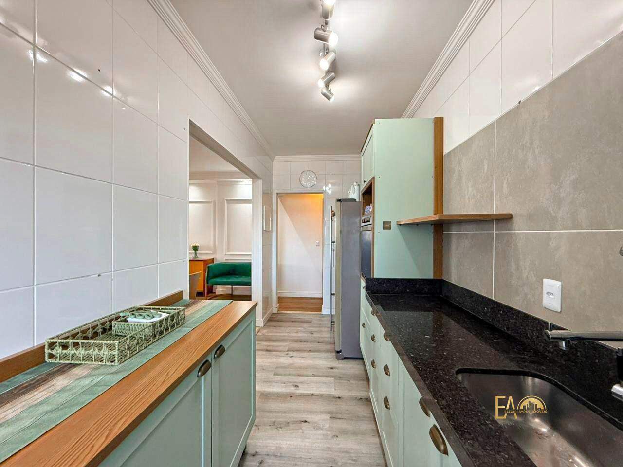 Apartamento à venda no Ponta da Praia: 