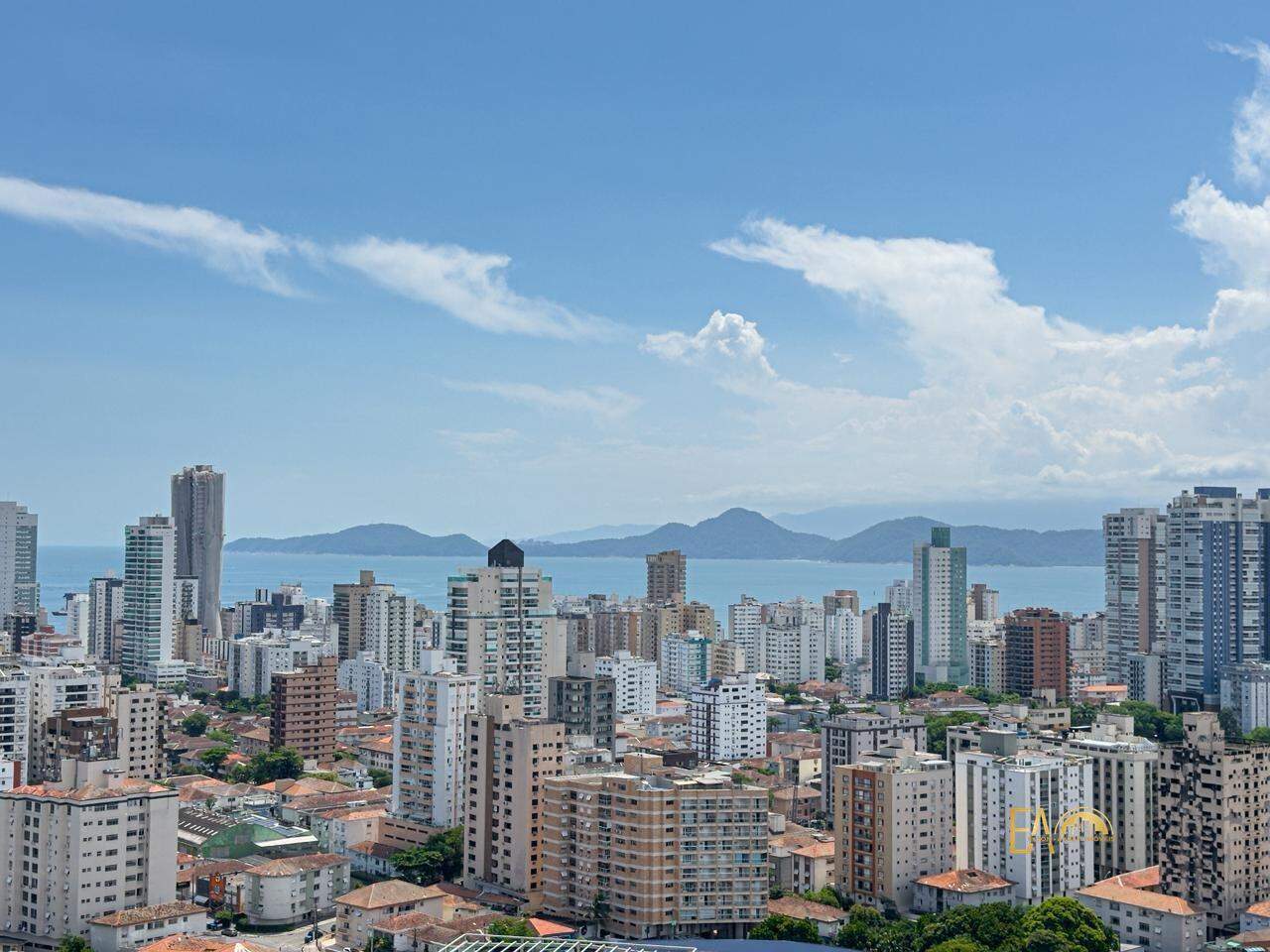 Apartamento à venda no Ponta da Praia: 