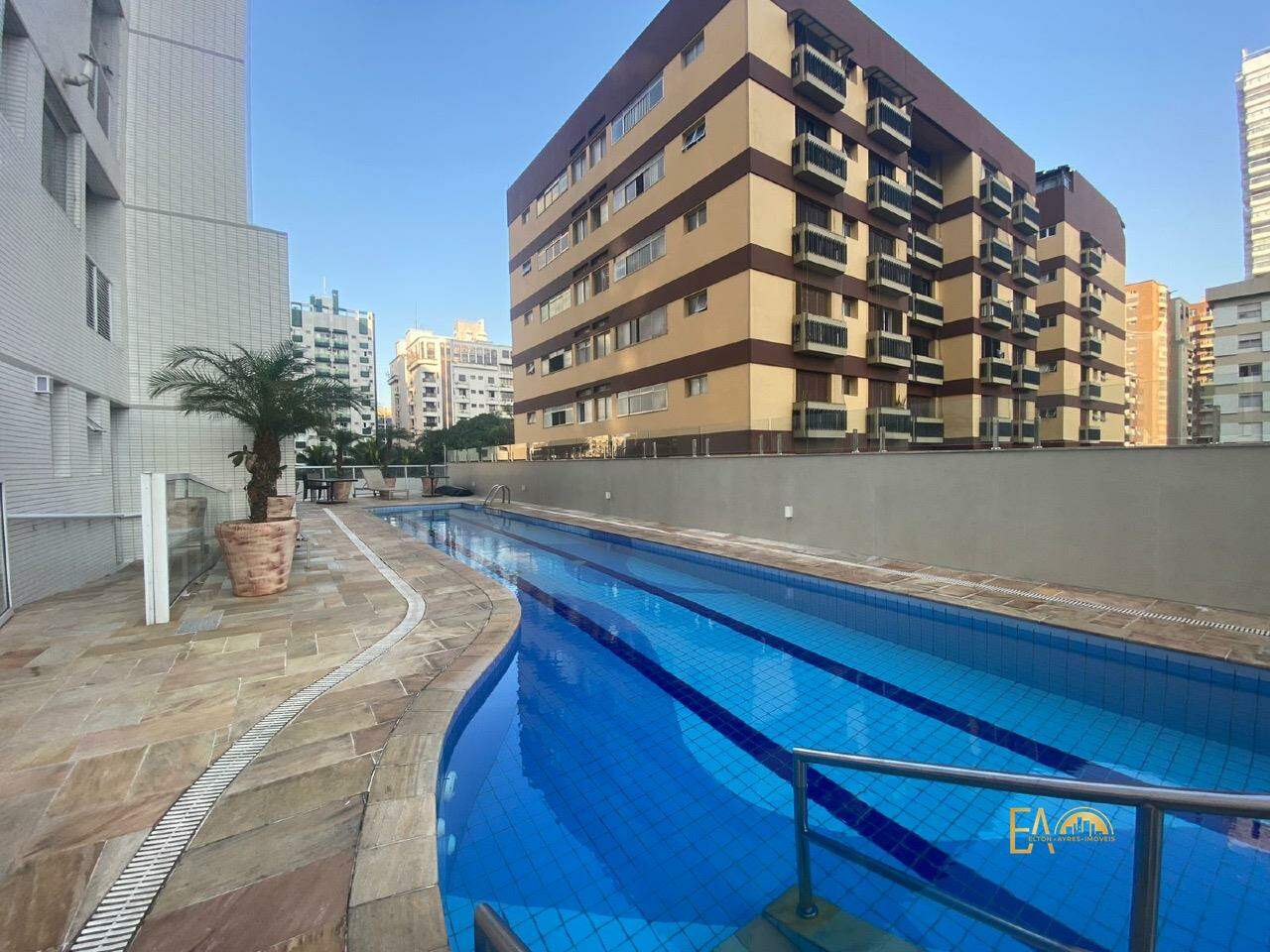 Apartamento à venda no Gonzaga: 