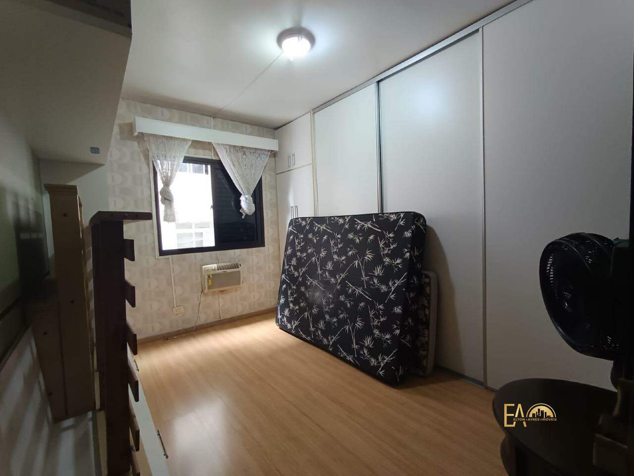 Apartamento à venda no Ponta da Praia: