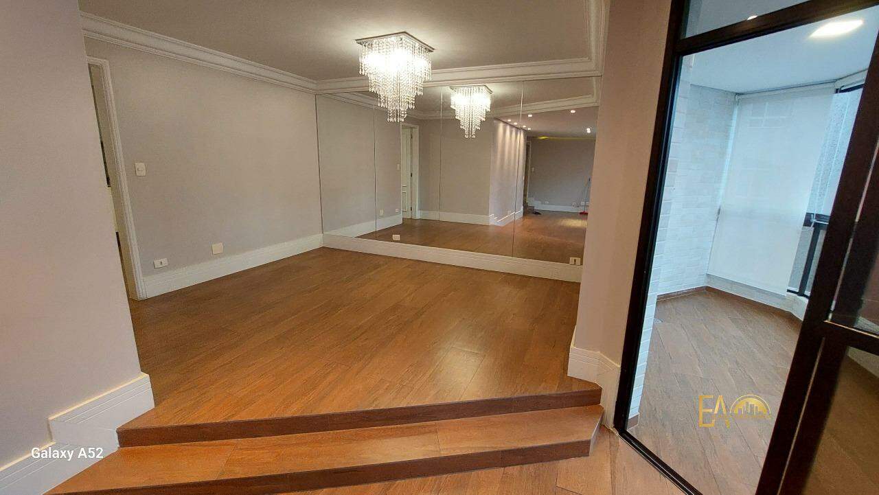 Apartamento à venda no Ponta da Praia: 