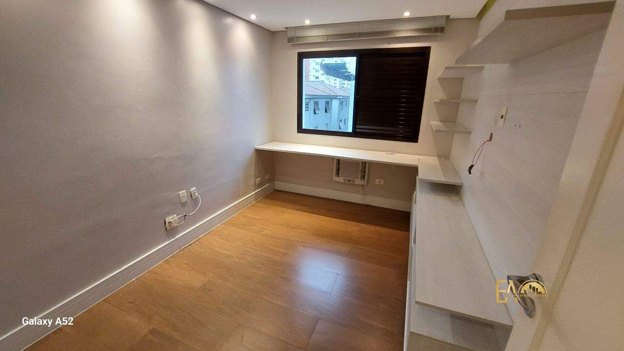 Apartamento à venda no Ponta da Praia: 