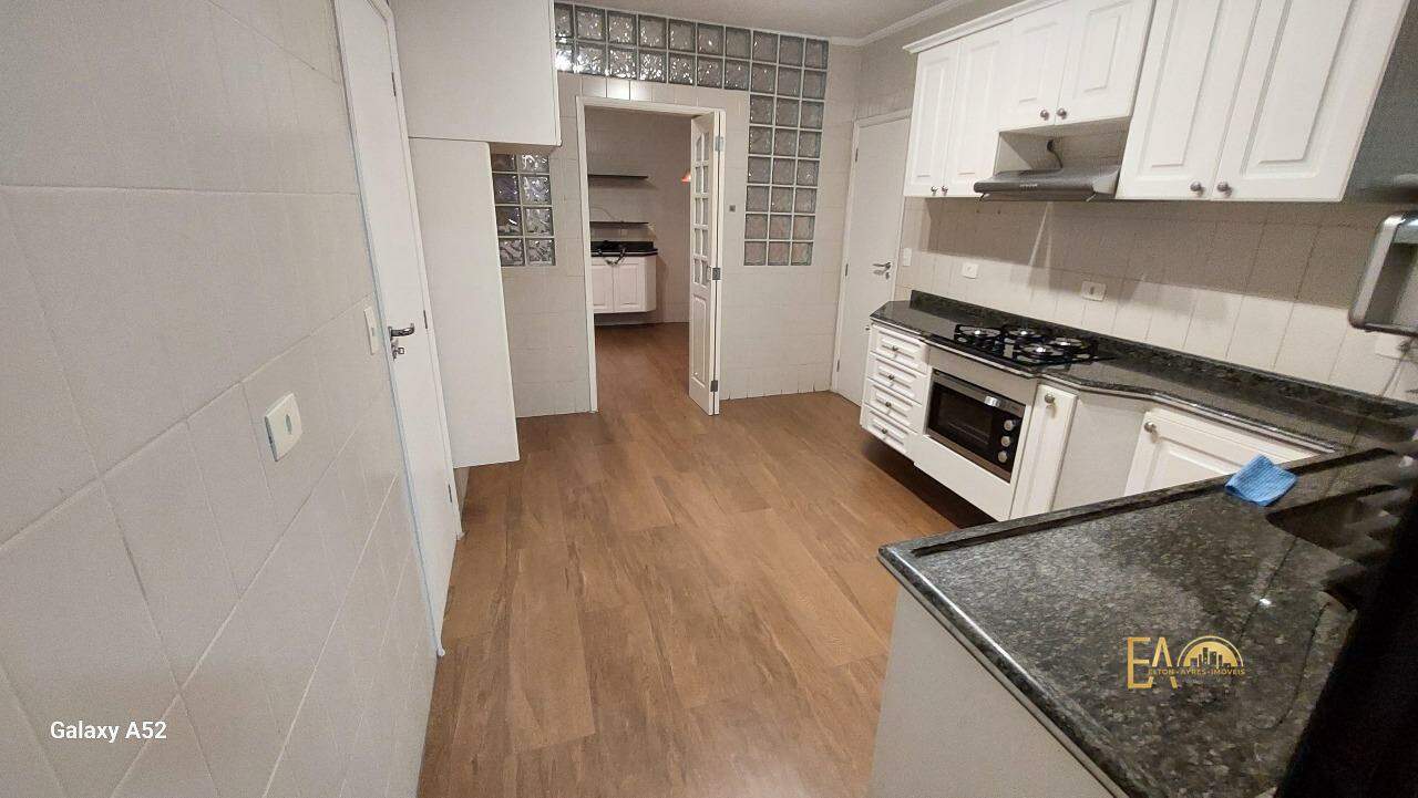Apartamento à venda no Ponta da Praia: 