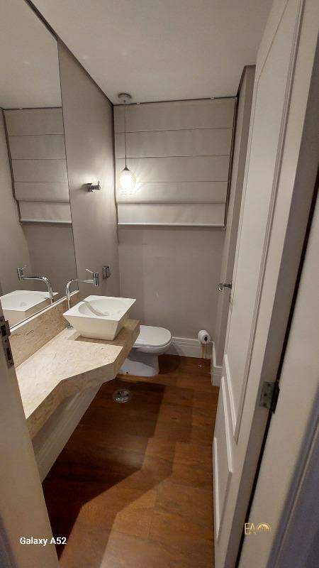Apartamento à venda no Ponta da Praia: 