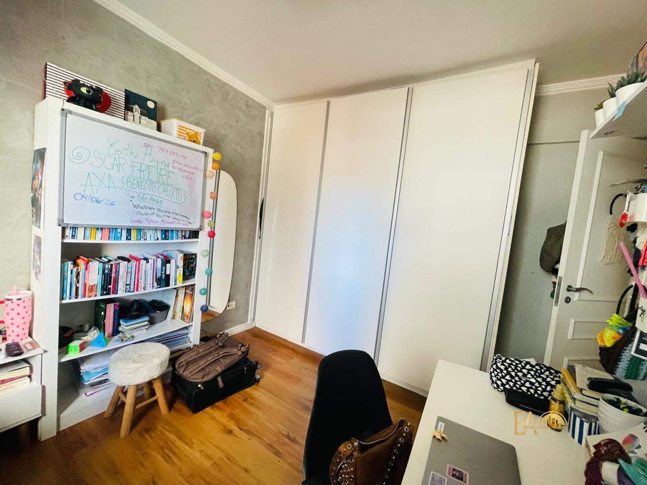 Apartamento à venda no Ponta da Praia: 