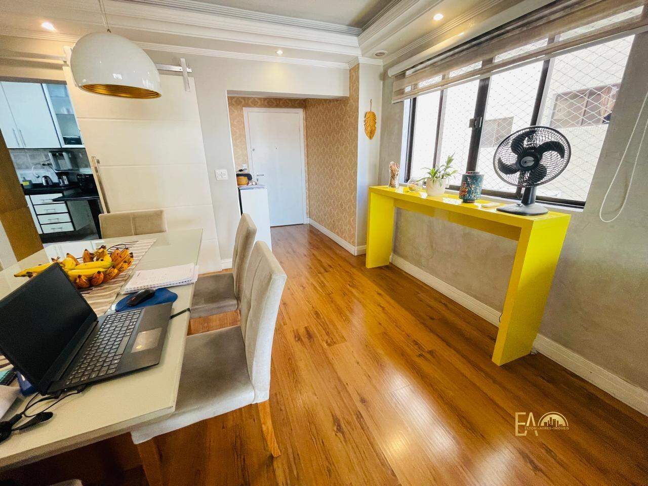 Apartamento à venda no Ponta da Praia: 