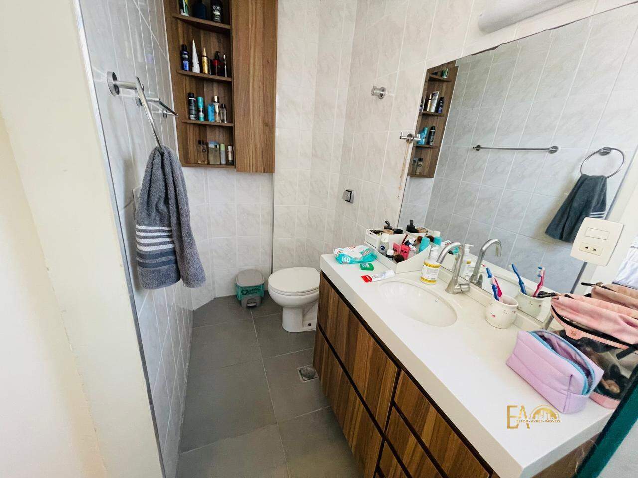 Apartamento à venda no Ponta da Praia: 