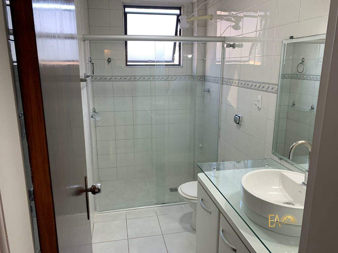 Apartamento à venda no Ponta da Praia: 