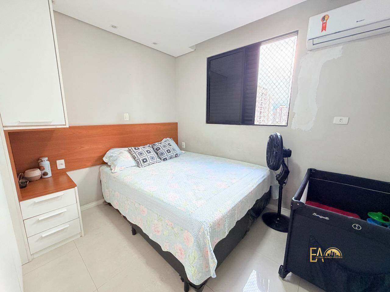 Apartamento à venda no Ponta da Praia: 