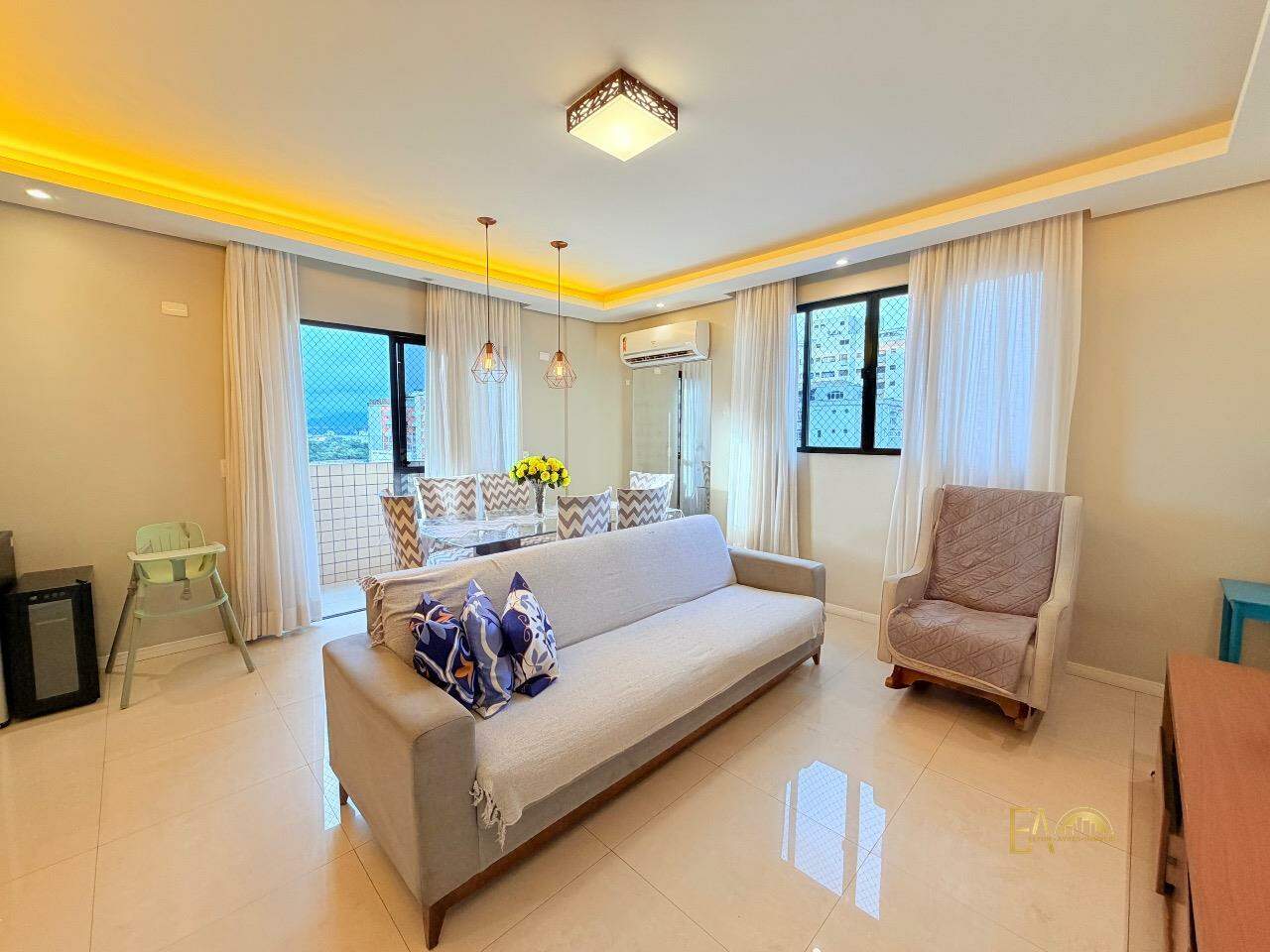 Apartamento à venda no Ponta da Praia: 