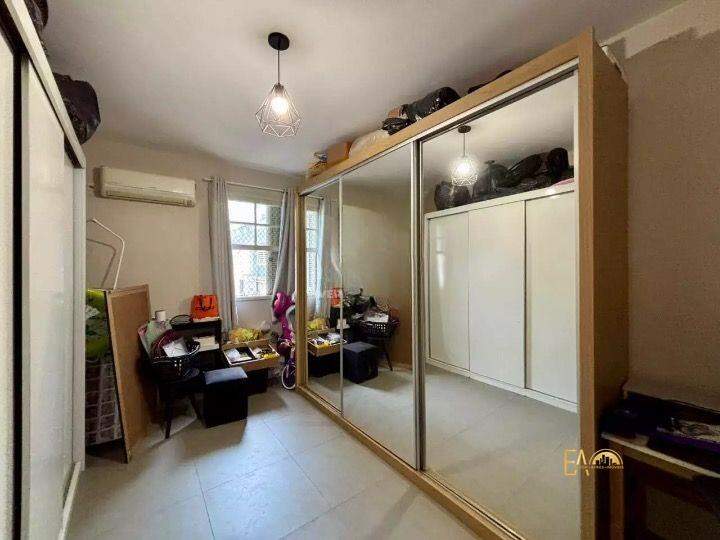 Apartamento à venda no Embaré: 